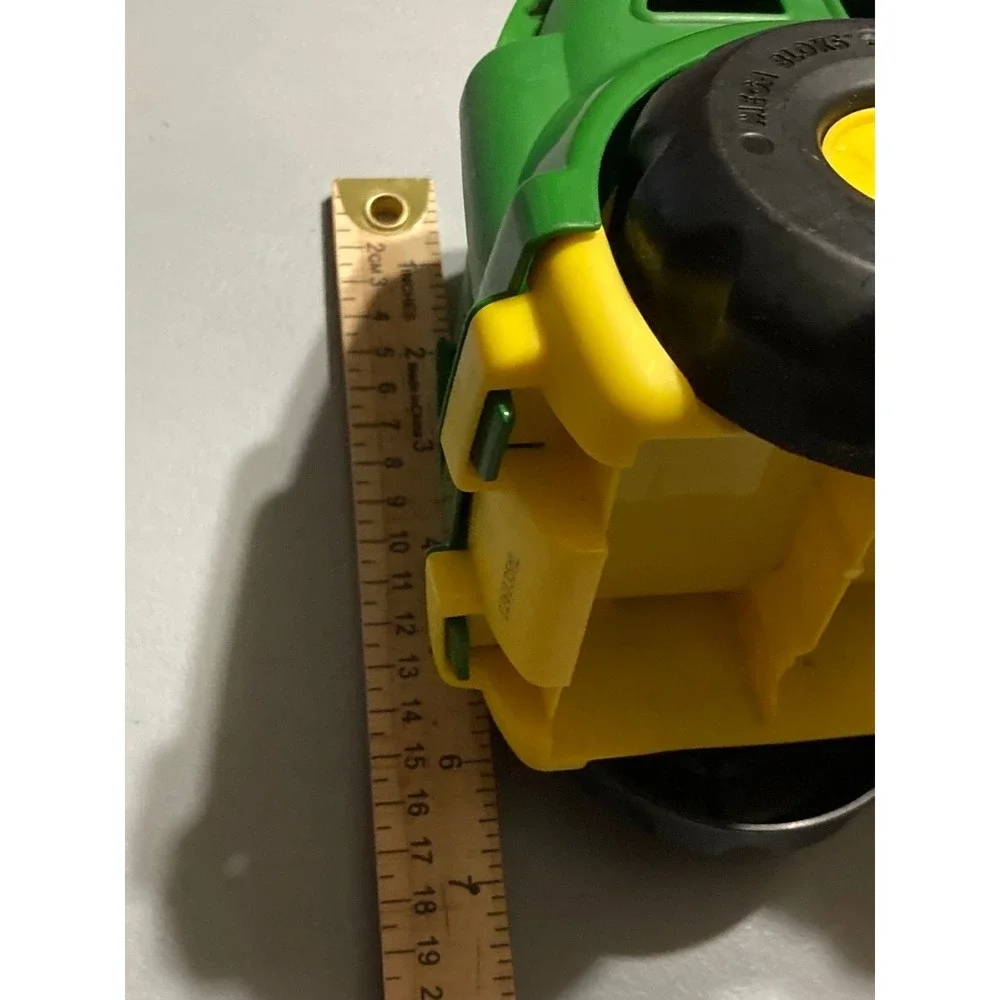 John Deere Mega Bloks Tractor w/ Figure